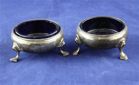 A pair of George III silver bun salts, 2.25in.